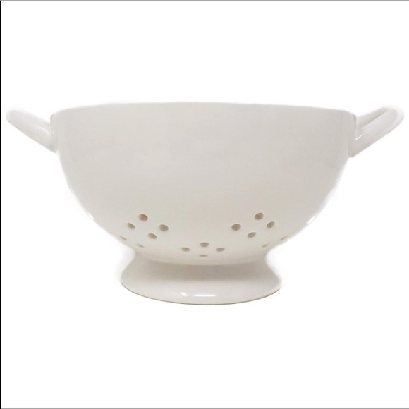Rae Dunn colander 11x5 - Picture 2 of 3